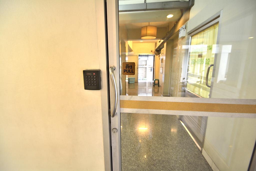 Modern Place Apartment Bangkok Phòng bức ảnh